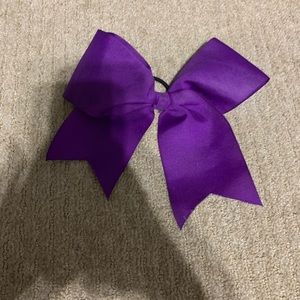 Hair bow with hair tie